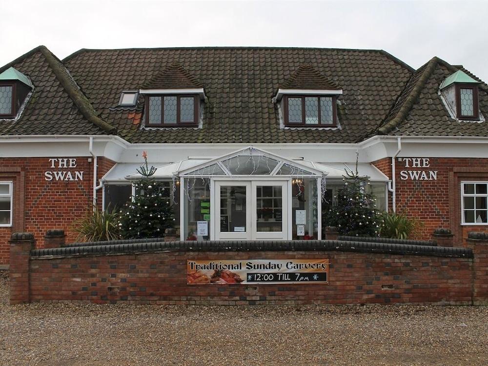 The Swan Motel, Gillingham بسلس المظهر الخارجي الصورة