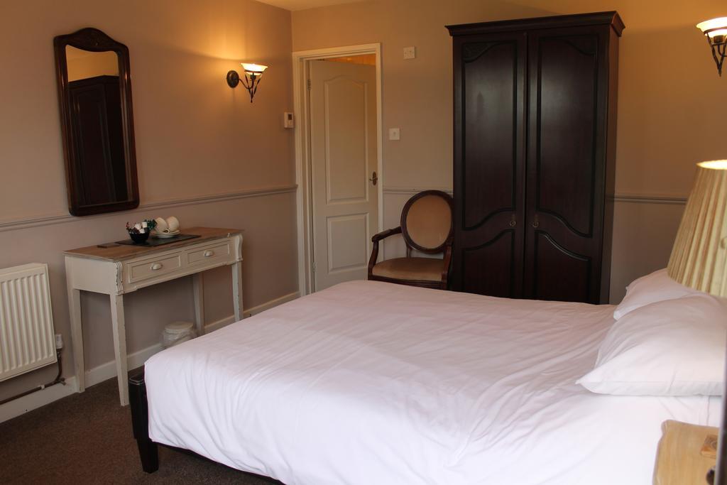 The Swan Motel, Gillingham بسلس الغرفة الصورة