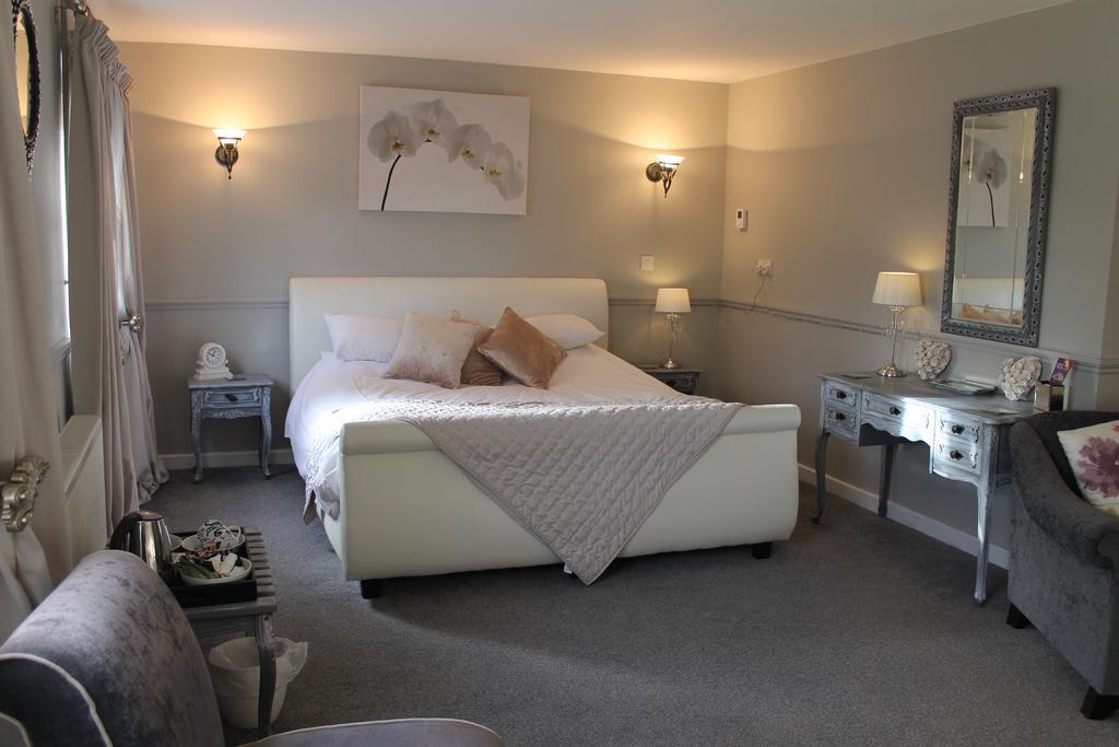 The Swan Motel, Gillingham بسلس الغرفة الصورة