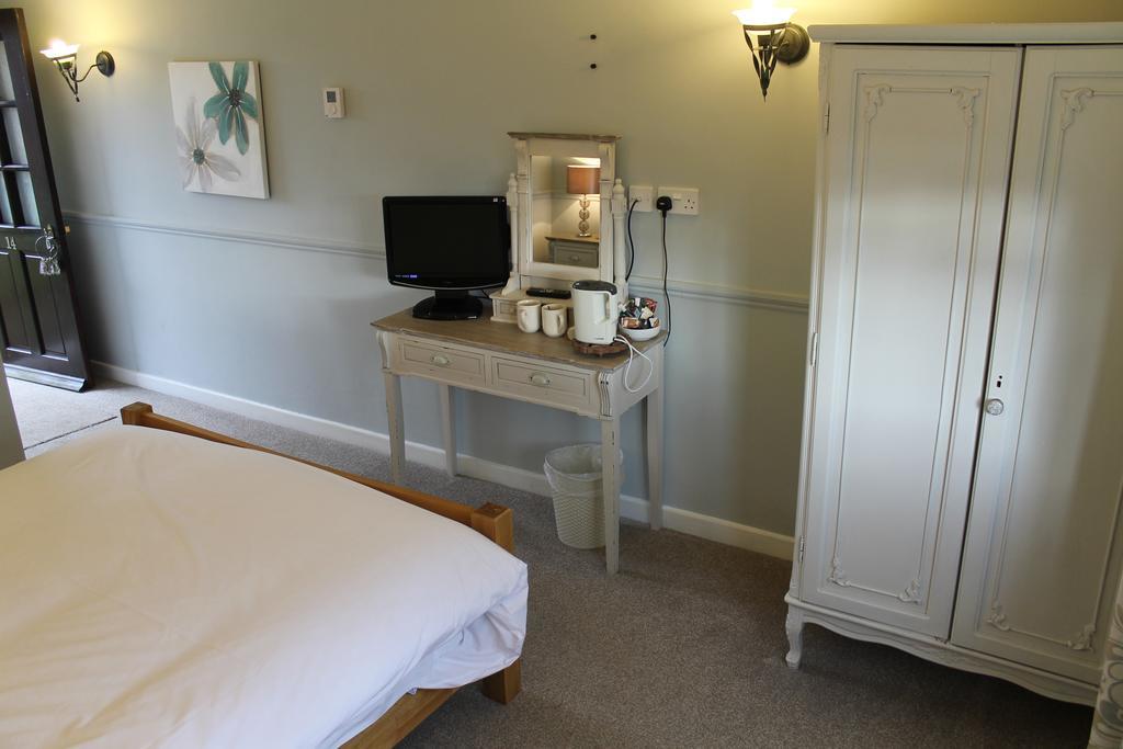 The Swan Motel, Gillingham بسلس الغرفة الصورة