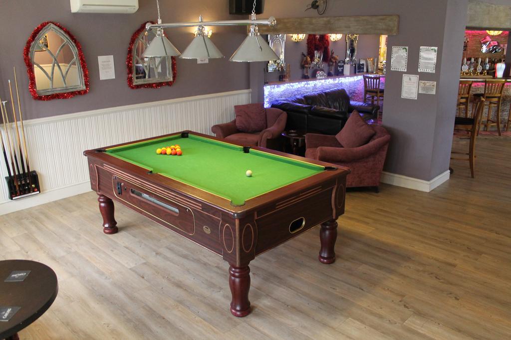 The Swan Motel, Gillingham بسلس المظهر الخارجي الصورة