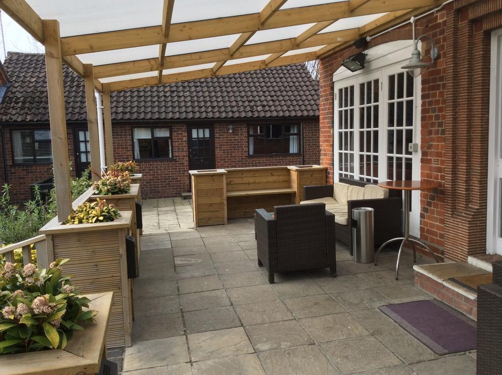 The Swan Motel, Gillingham بسلس المظهر الخارجي الصورة
